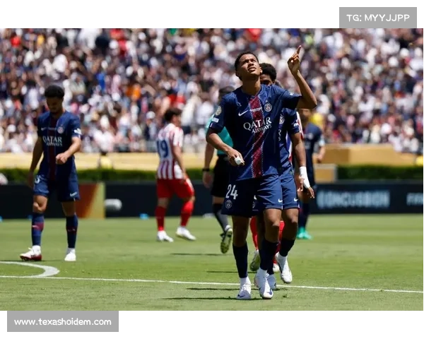 巴黎圣日耳曼3-1客胜斯特拉斯堡:传切破密防,边锋内切战术奏效